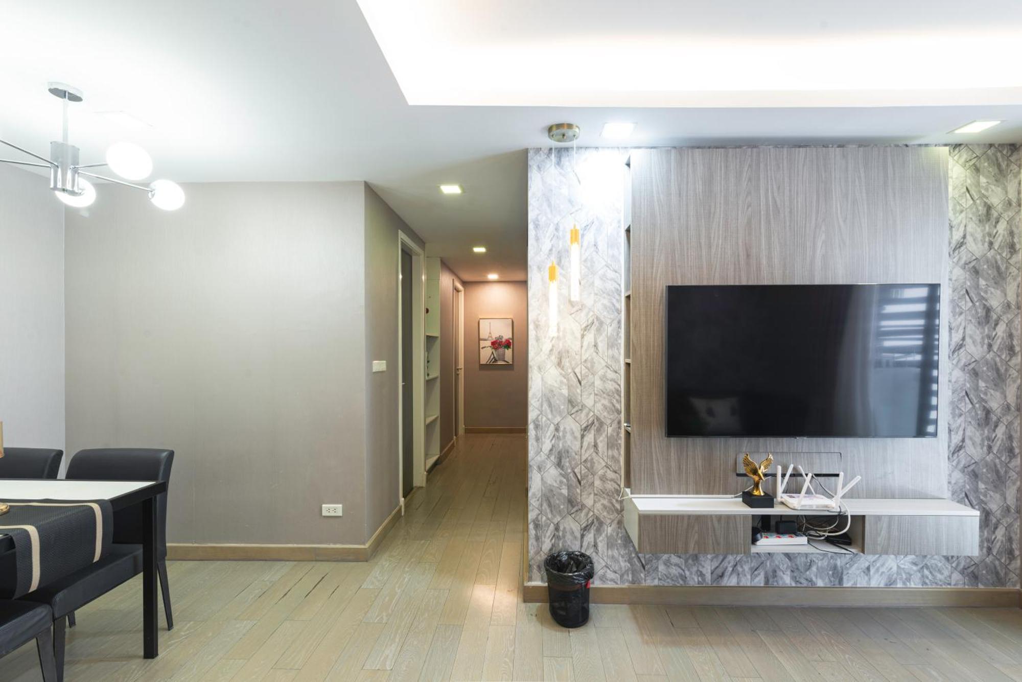 شقة Dazzle Sukhumvit 7 By Lefoyer بانكوك المظهر الخارجي الصورة
