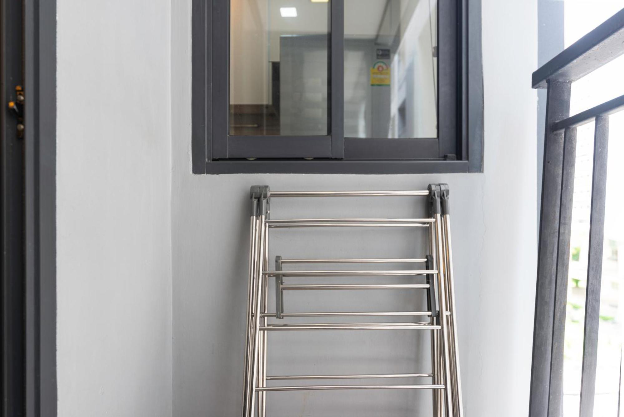 شقة Dazzle Sukhumvit 7 By Lefoyer بانكوك المظهر الخارجي الصورة